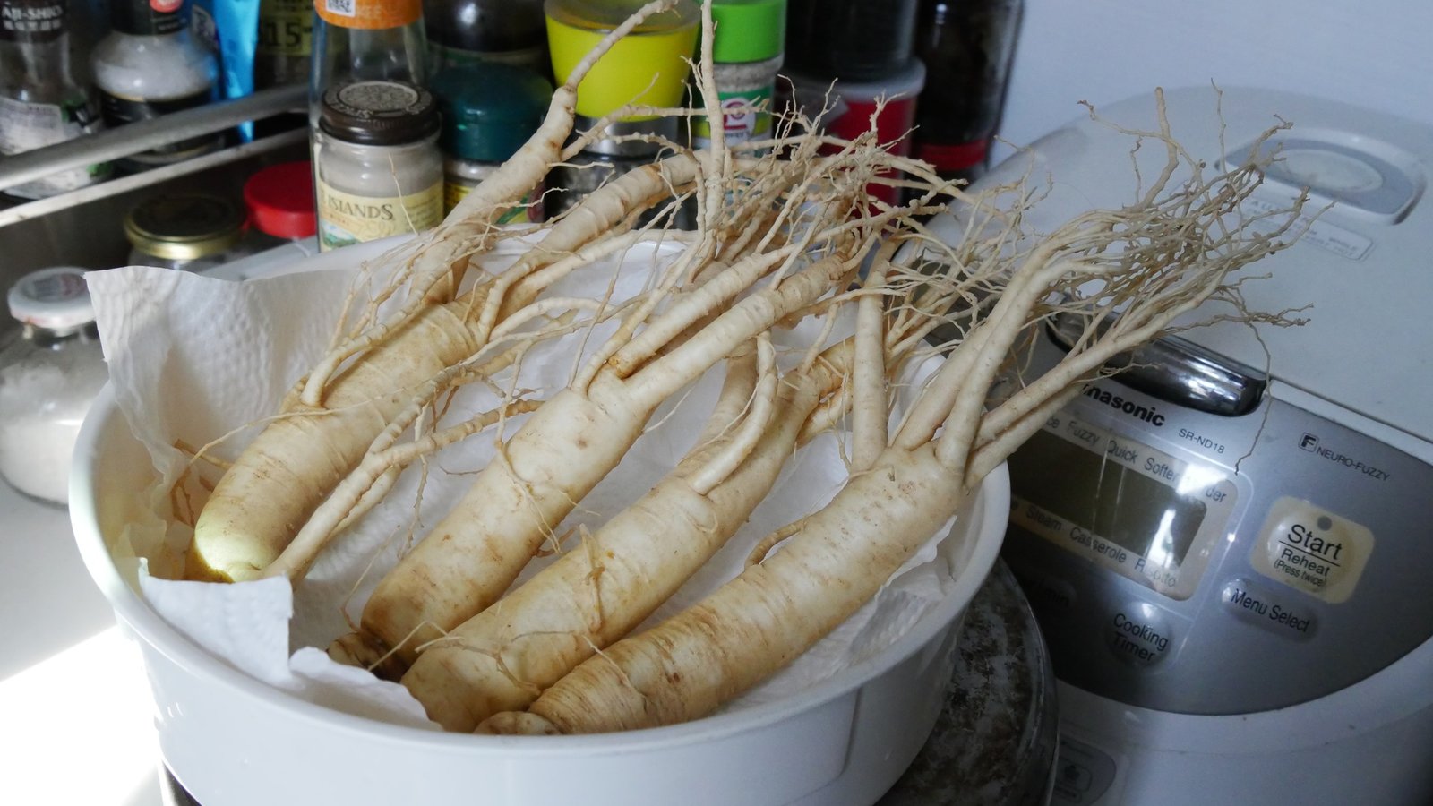 Preparation of Mature 6-Year Panax Ginseng Roots
